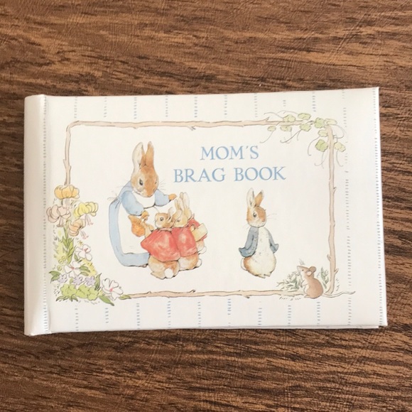 C. R. Gibson Mom’s Brag Book - Picture 1 of 4